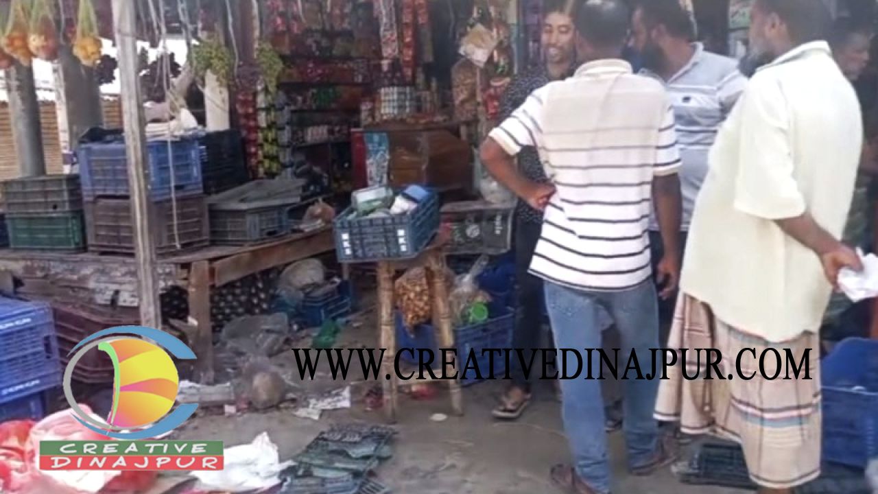 রাণীশংকৈলে যৌতুকে পাওয়া প্রাইভেট কার দুর্ঘটনায় আহত-৪ 