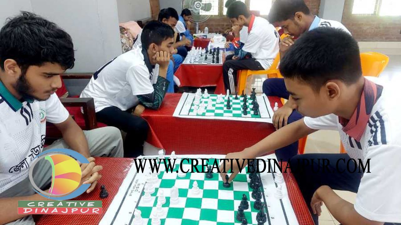 দিনাজপুর জেলা ক্রীড়া অফিসের উদ্যোগে দাবা প্রতিযোগিতা অনুষ্ঠিত