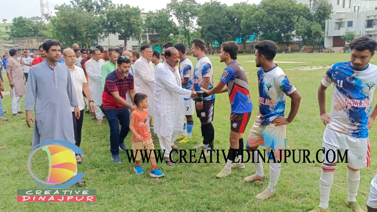 দিনাজপুরে আরাফাত রহমান কোকো স্মৃতি ফুটবল টুর্নামেন্টের উদ্বোধন