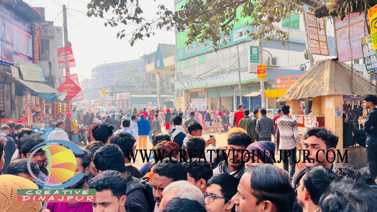 শিক্ষার্থীর মৃত্যুতে উত্তাল চিরিরবন্দর, দ্বিতীয় দিনেও রাস্তা অবরোধ