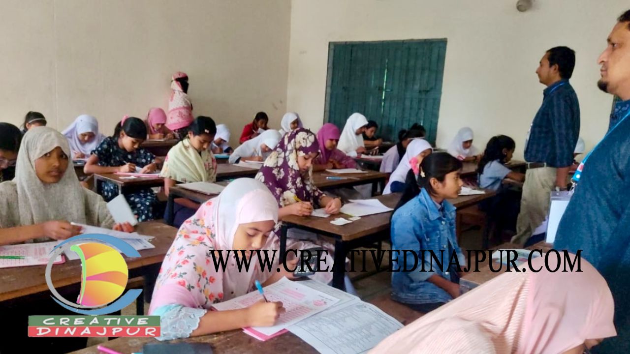হিলিতে শিক্ষার্থীদের মেধা যাচাইয়ে কিশোর কণ্ঠ মেধা বৃত্তি পরীক্ষা অনুষ্ঠিত